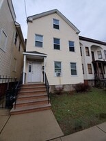 129 Court St in Elizabeth, NJ - Building Photo