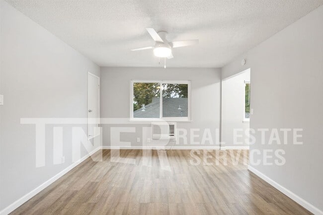 1111 W St in Sacramento, CA - Building Photo - Building Photo