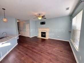 211 Creek Side Pass in Canton, GA - Building Photo - Building Photo