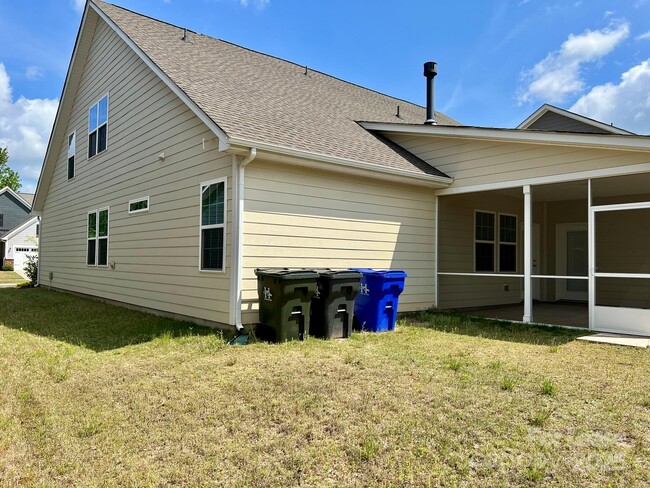 25017 Westwick Ln in Huntersville, NC - Building Photo - Building Photo