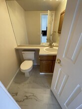 8905 Thorncreek Dr in Colorado Springs, CO - Foto de edificio - Building Photo