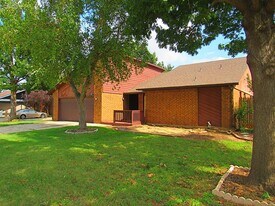 12400 Eric Field Pl in Oklahoma City, OK - Building Photo