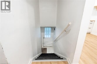 13 Henry St in Hamilton, ON - Building Photo - Building Photo