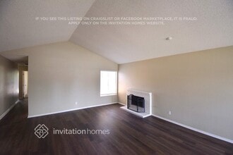 11638 Freedom Trail in Riverside, CA - Building Photo - Building Photo