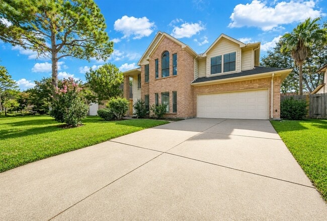 property at 4718 Sunshine Dr