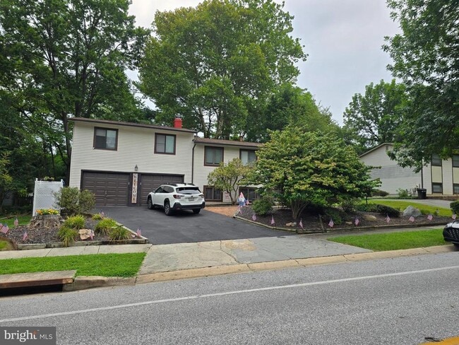 property at 9425 Farewell Rd