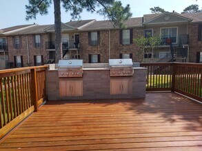 Oaks of Wimbledon in Spring, TX - Building Photo - Building Photo