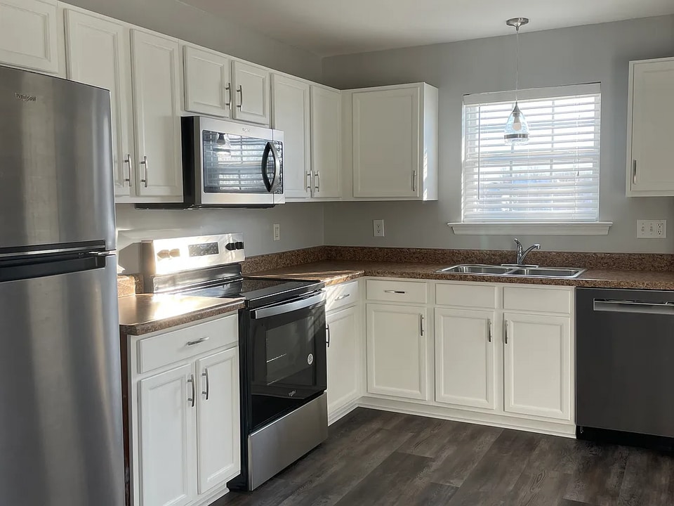 2133 Welsh Dr in Lake St. Louis, MO - Foto de edificio