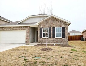 1308 Fleckman Dr in Haslet, TX - Building Photo - Building Photo