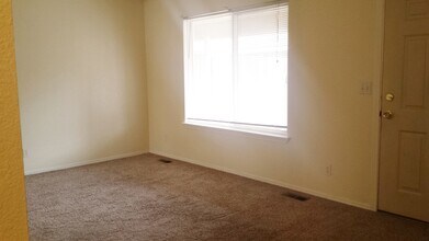 310 Ivy St in Nampa, ID - Building Photo - Building Photo