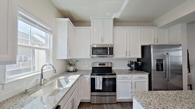 114 Lupine Dr in Mars, PA - Building Photo - Building Photo