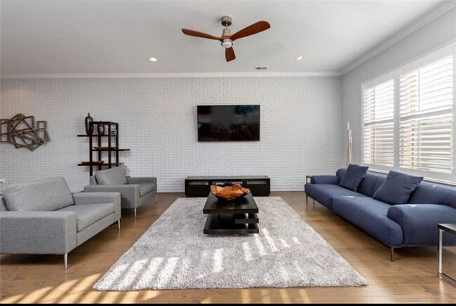 property at 3458 Fenton Dr