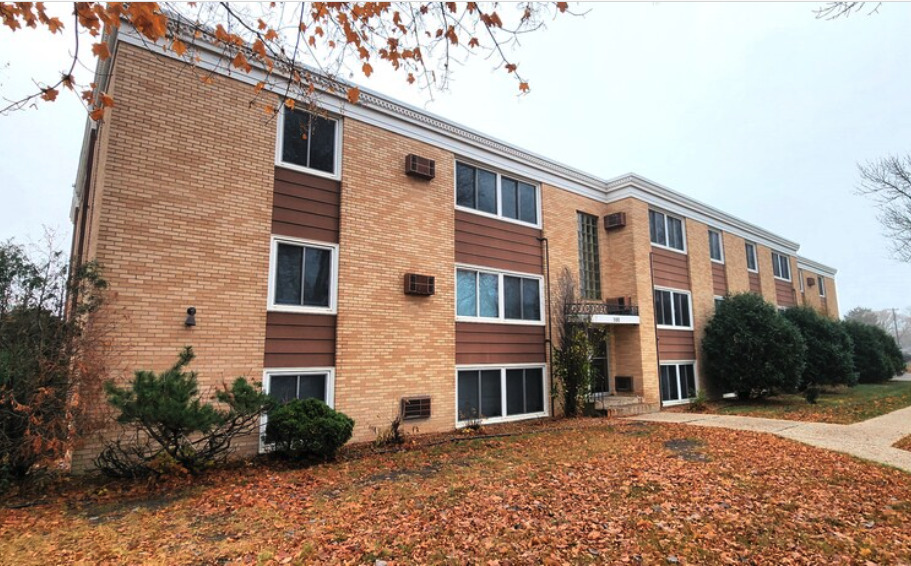 Hillcrest Apartments in Le Sueur, MN - Foto de edificio