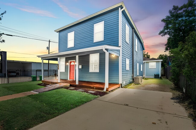 property at 240 N York St