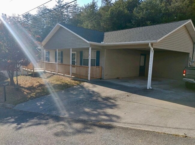 property at 813 Union Crest Ct