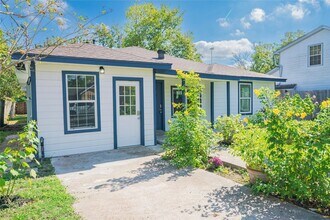 5718 Cherry St in Houston, TX - Building Photo - Building Photo