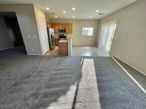 3841 E Carisbrook Dr in North Las Vegas, NV - Building Photo - Building Photo