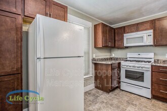 353 Atlas Ave SE in Grand Rapids, MI - Building Photo - Building Photo