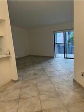 20760 NE 4th Ct, Unit 207 in Miami, FL - Building Photo - Building Photo