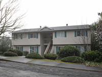 1918 SW Carolina St in Portland, OR - Foto de edificio - Building Photo