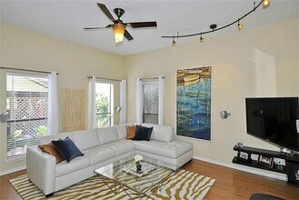 543 W 16th St in Houston, TX - Building Photo - Building Photo