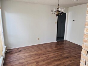 2239 Trail W St in Sugar Land, TX - Building Photo - Building Photo