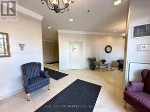 4640 Kimbermount Ave in Mississauga, ON - Building Photo - Building Photo