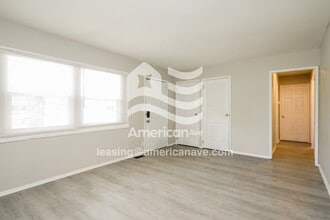 3125 Hart Dr in Indianapolis, IN - Foto de edificio - Building Photo