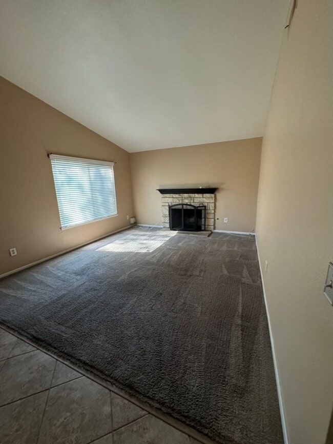 1531 CAMPUS in Redlands, CA - Building Photo - Building Photo