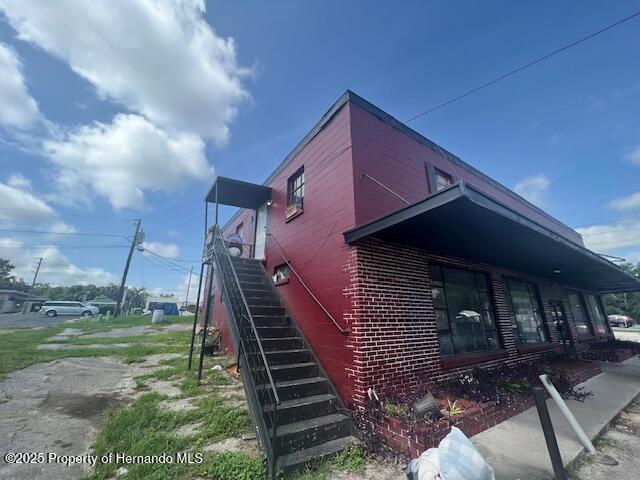property at 639 W Fort Dade Ave