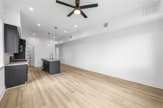 7901 Cora St in Houston, TX - Building Photo - Building Photo