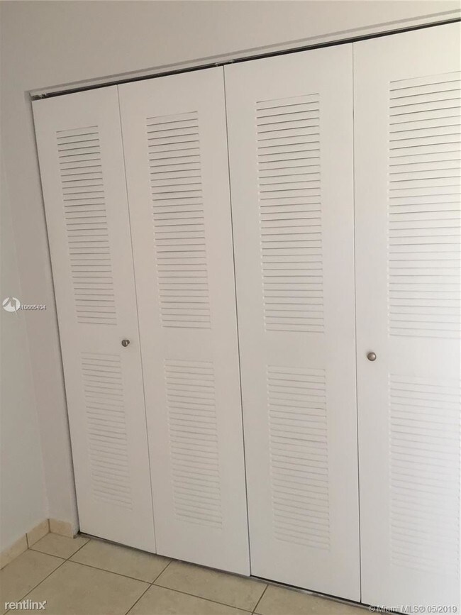 1480 W 46th St in Hialeah, FL - Building Photo - Building Photo