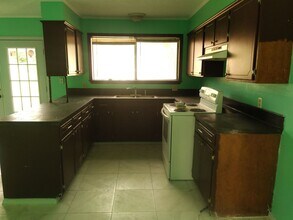 124 Azalea Ave in Deridder, LA - Building Photo - Building Photo