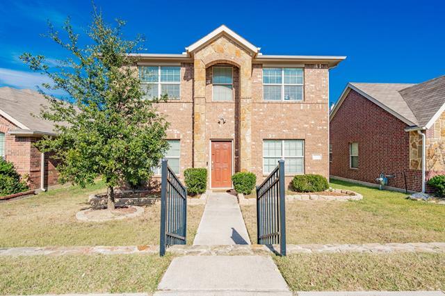 5848 Burgundy Rose Dr in Fort Worth, TX - Building Photo