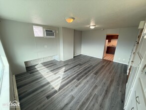 216 S 49th St in Yakima, WA - Building Photo - Building Photo