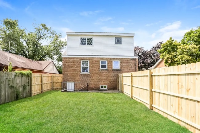 property at 9137 S 54th Ave