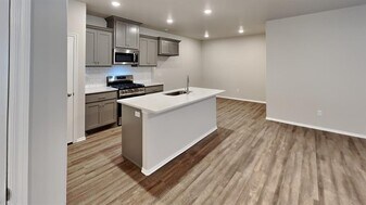 9321 NW 125th St in Yukon, OK - Building Photo