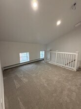 166 Ward St, Unit 2E in Hartford, CT - Building Photo - Building Photo
