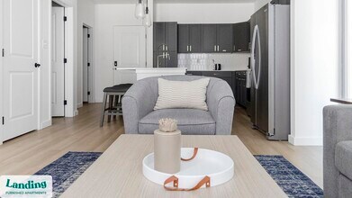 650 N Main St in Fortville, IN - Foto de edificio - Building Photo