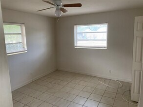 7553 Farragut St in Hollywood, FL - Building Photo - Building Photo