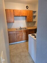 3310 6th Ave, Unit 2 in Tacoma, WA - Foto de edificio - Building Photo