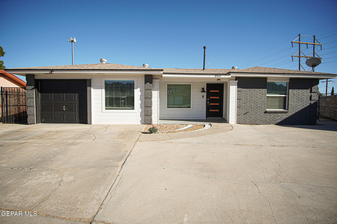 10404 Helican Pl in El Paso, TX - Foto de edificio