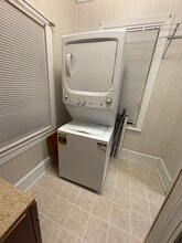 329 E Marquette St in Ottawa, IL - Foto de edificio - Building Photo