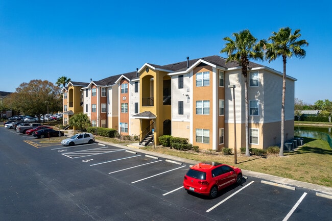 Sand Lake Pointe Apartments in Orlando, FL - Building Photo - Building Photo