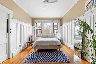 378 Riverway, Unit 8 in Boston, MA - Foto de edificio - Building Photo