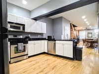 1101 W Hamburg St photo'