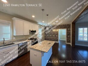 1240 Hamilton Terrace SE in Roanoke, VA - Building Photo - Building Photo