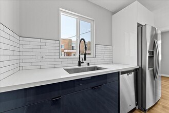 941 Normandie Ave in Los Angeles, CA - Building Photo - Building Photo