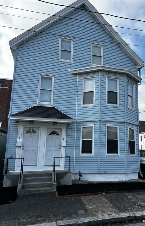 6 Hall St in Haverhill, MA - Building Photo