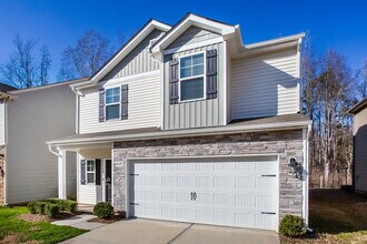 4319 Drifter Dr in Charlotte, NC - Foto de edificio - Building Photo